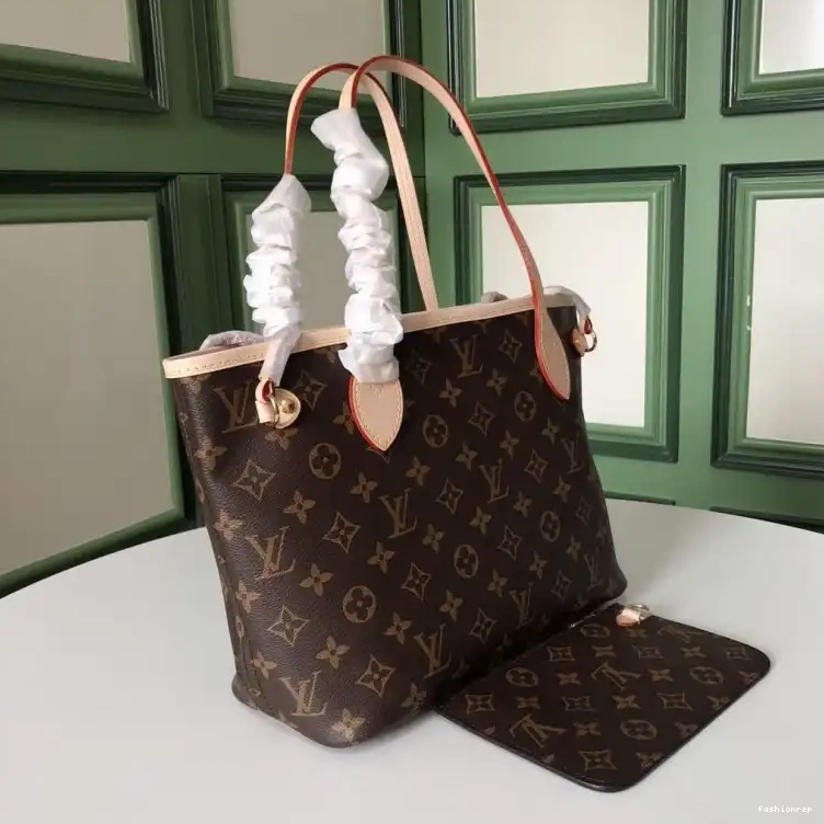 Fashionrepsfam ru LV Bags 19B570266 0825